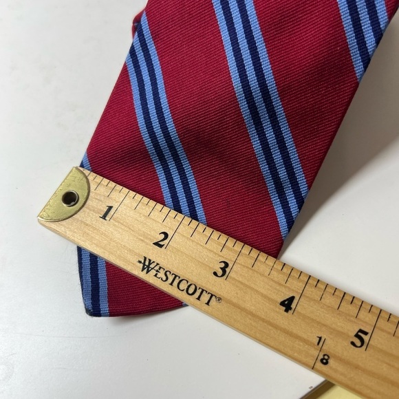 Brooks Brothers 109% Silk Classic Red Navy Stripe Power Tie Made in Italy EUC - Picture 8 of 9